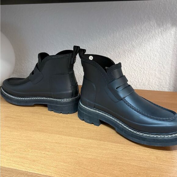 Hunter Black Women's Refined Stitch Detail Loafer Boots Size 7 - Picture 4 of 7